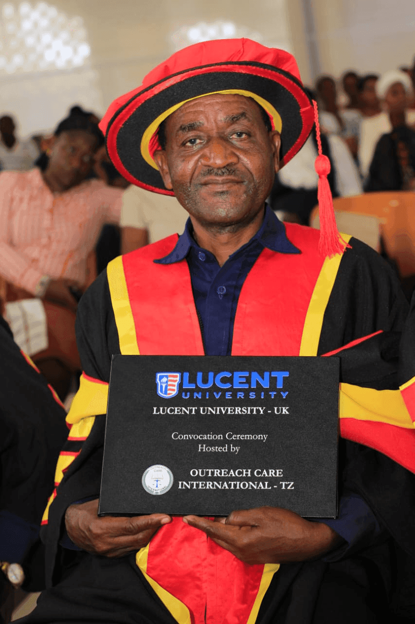 Institute Leadership Honoured at Convocation Ceremony